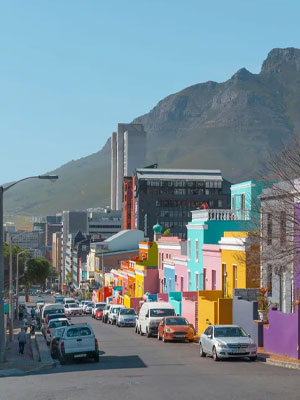 Cobbled lanes beneath Table Mountain